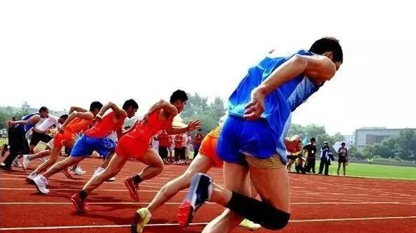 2023届高中生或是“最累学生”，高考政策或有变化 学生们请注意