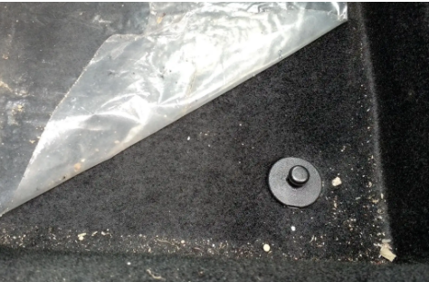 汽车脚垫选不好有危险吗?皮革脚垫是否安全？