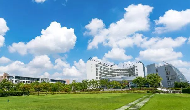 注意！第三所“东华大学”要来了！香港一所高校即将更名