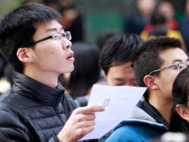 笔试成绩落后的考生，怎样做才能在面试中扭转局面呢？