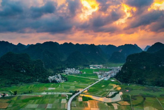 加快建设农业强国,协同推进科技创新和制度创新 加快建设农业强国,协同推进科技创新和制度创新