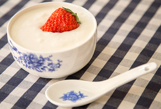 食品安全消费提示：你真的会喝酸奶吗？