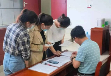 本科以上学历教师占比提高至77.7%，提高教师入职标准大势所趋