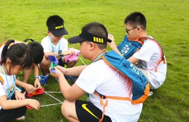 全国人大附中老师直言不讳,道出了北京中小学生轻松登高的真相,扎心了 全国人大附中老师直言不讳,道出了北京中小学生轻松登高的真相,扎心了