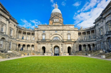 申请英国TOP100大学需要满足什么条件呢？