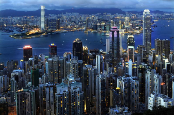 加快实施创新驱动发展战略，坚定不移推动高质量发展