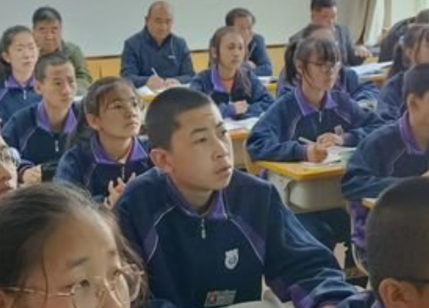 教育部通知:义务教育阶段全面实施5+2模式,4月1日起正式实施