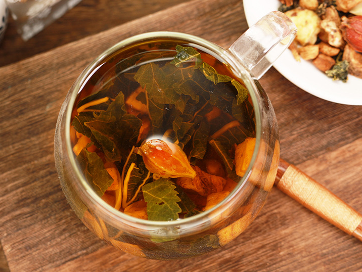 菊苣栀子茶适合春天祛湿喝吗?春季喝菊苣栀子茶要注意什么