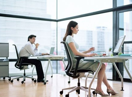 长期久坐健康风险大，3个动作帮您降血糖！