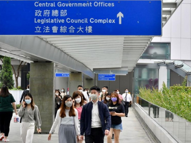 香港退休人数增加,辞职人数翻番，有人呼吁“港漂”的机会到了吗?