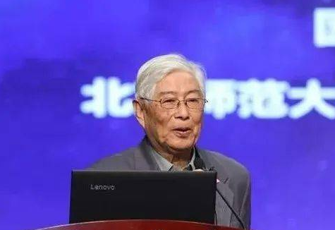 可喜可贺！当代中国教育大师顾明远今年荣获“教学大师奖”！