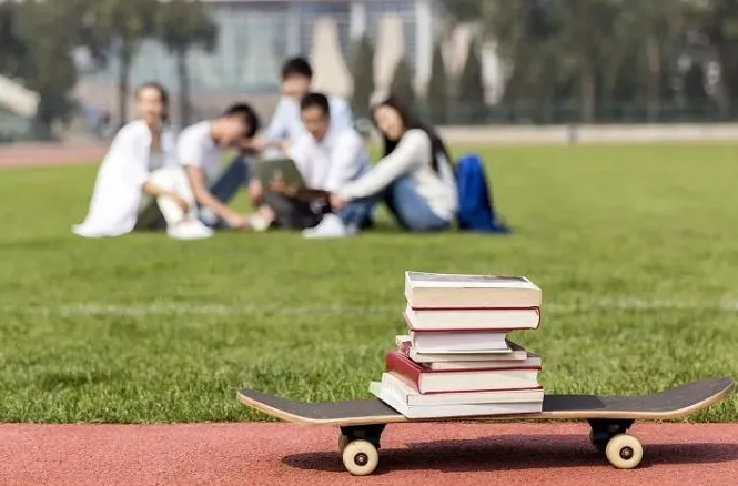 五部门：到2025年优化高校20%学科专业布点