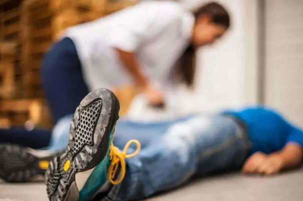 排便，久坐都可能会猝死，到底该如何预防猝死?