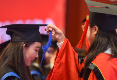 即便进最好的大学毕业劣势依然明显？大学是个精心布置的迷宫？
