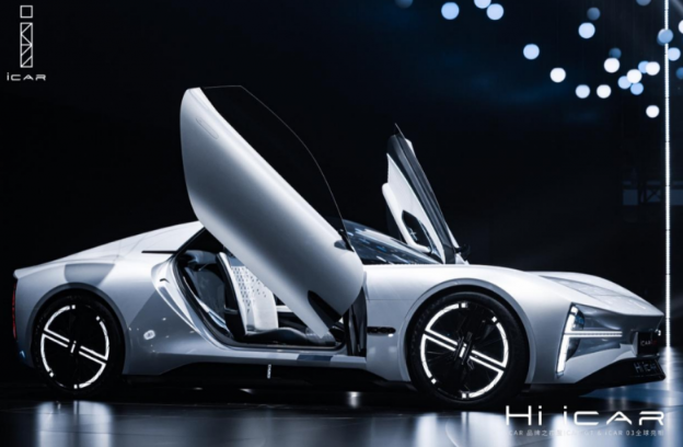 奇瑞首个新能源电动品牌iCAR携“双车”亮相
