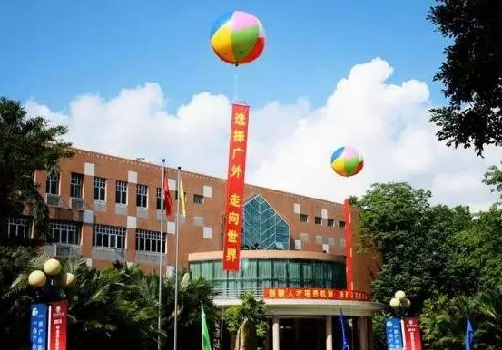 广外西语学院多次开办实践活动,希望加强中法双向文化交流! 广外西语学院多次开办实践活动,希望加强中法双向文化交流!