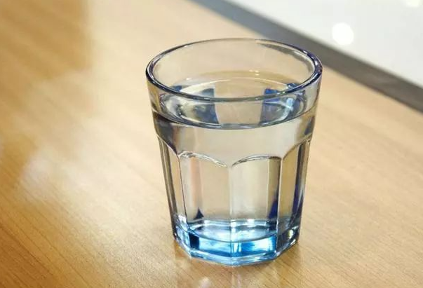 怎样更好地控制尿酸预防痛风？这三个方面你必须要注意！