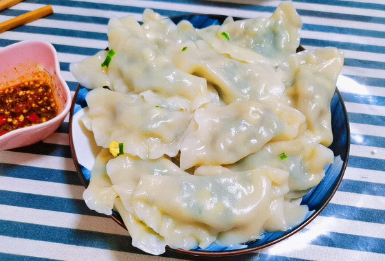 沙葛搭配什么包饺子好吃?沙葛韭菜猪肉饺子怎么调馅料?