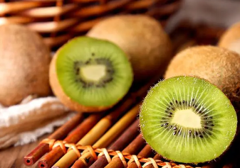 便秘了怎么食疗好呢？5种水果轻松解便秘！