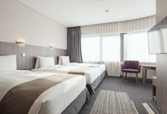 酒店房价大涨带火旅游股，基金经理提醒谨防行情“一日游”