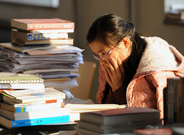 2023年考研报名人数达到474万人，MBA挤满了考研失意人