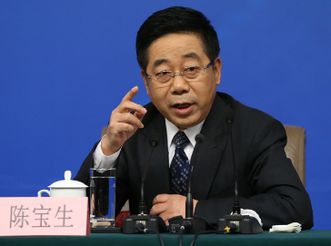 教育部长：让手机“带不进”、“用不了”、“传不出”