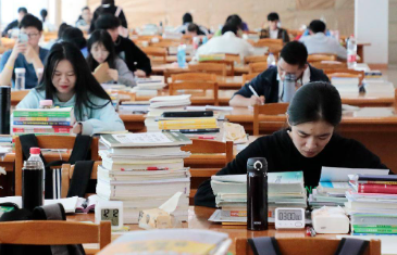 2023年考研报名人数达到474万人，MBA挤满了考研失意人