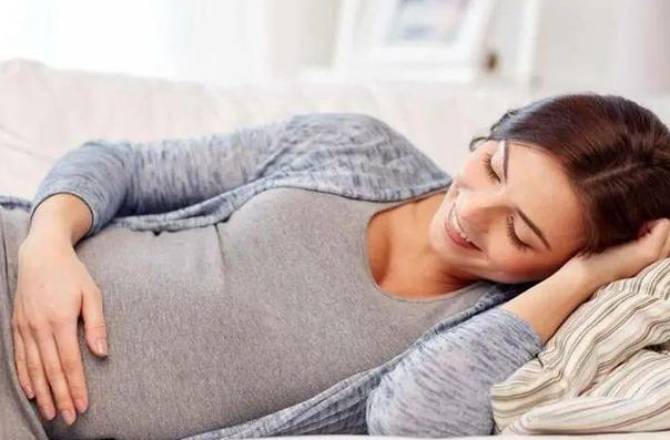 怀孕三个月夫妻可以同房吗？对胎儿会不会有影响？