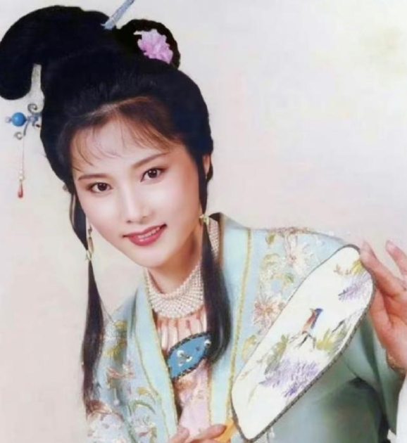 何赛飞回应“痛斥梅花奖”，何赛飞怒批戏曲行业现状