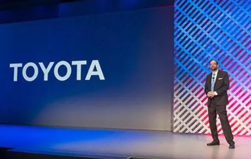 丰田再次呼吁不要过早放弃燃油车，放弃燃油车还为时过早?