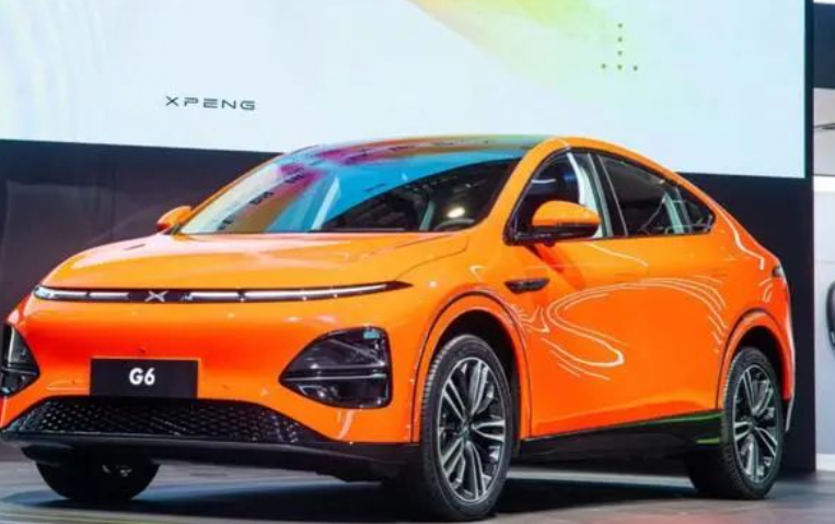 小鹏G6第一台量产版本下线 首发扶摇架构/定位中型SUV