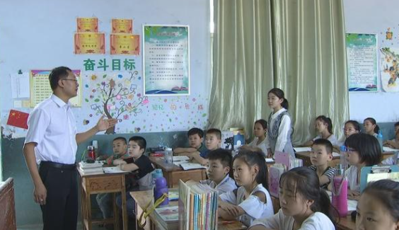  对于中高考的孩子，家长应该怎么做？