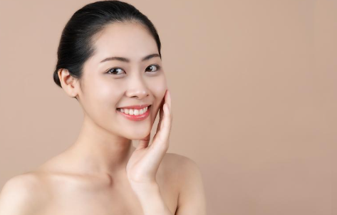 夏天脸容易出油是什么原因导致的？如何控油？