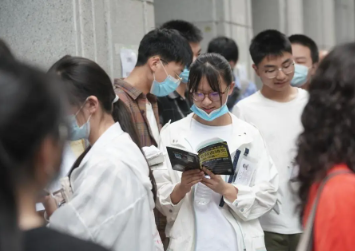 2023年商丘市7.1188万人报名参加高考，报名人数创历史新高