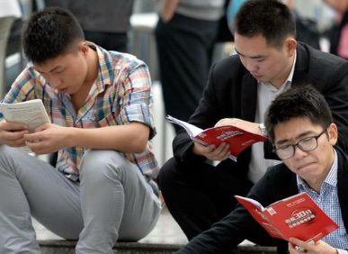 国家新增了很多公务员岗位，如“三不限”等