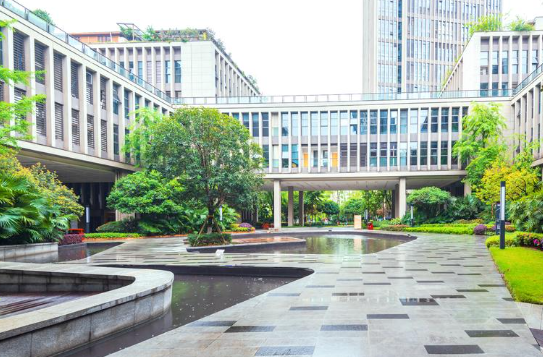数字化赋能职业院校治理主体多元化，大幅度提升职业院校治理效能