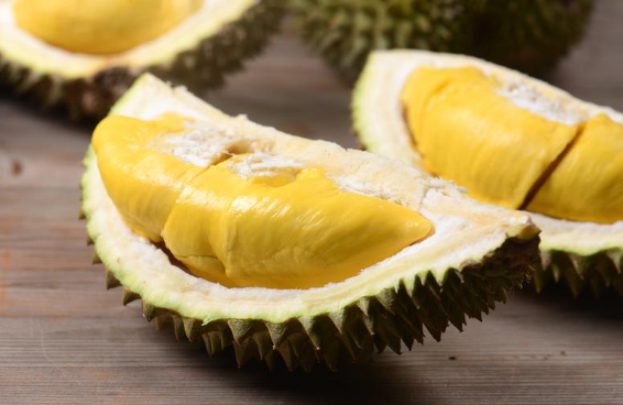 经常吃榴莲有哪些好处（保养身体该怎么吃榴莲）