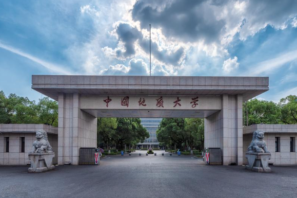 自考本科需要哪些条件？报考要求有什么？