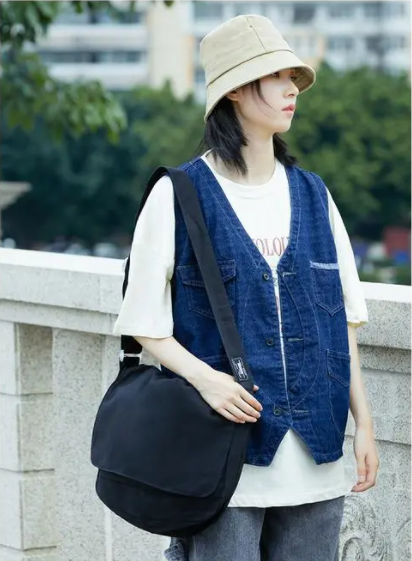 日系马甲怎么打造中性风格(酷女孩穿日系马甲2025) 日系马甲怎么打造中性风格(酷女孩穿日系马甲2025)