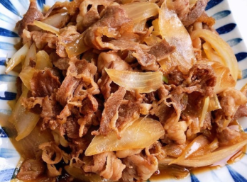 肥牛洋葱的做法（肥牛洋葱的制作技巧与口诀）