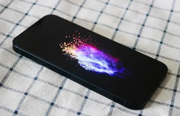 iPhone15系列电池容量曝光(富士康员工爆料256GB起步)