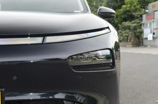 小鹏P7新增586E版本23.99万元(支持高阶辅助驾驶)