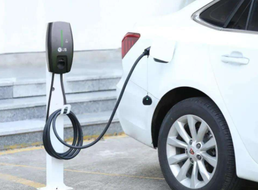 新能源汽车充电桩费用开始上涨(11月各地新能源汽车充电桩价格)