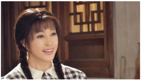 71岁刘晓庆再演少女 刘晓庆新角色比父亲演员大18岁