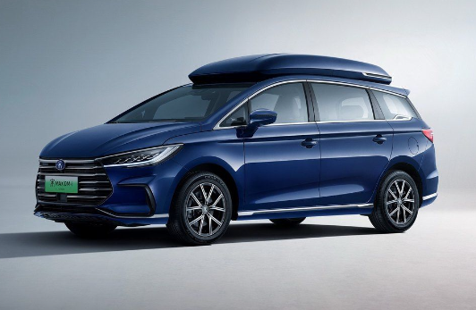 24款宋MAX新能源买哪个版本好 24款宋MAX旗舰版有什么配置升级 24款宋MAX新能源买哪个版本好 24款宋MAX旗舰版有什么配置升级