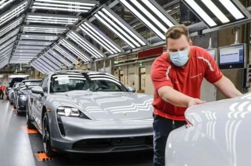 保时捷被曝曾与比亚迪等车企寻求合作 比亚迪为何拒绝保时捷