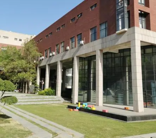 郑州美术学院是公办还是民办 郑州美术学院学费多少