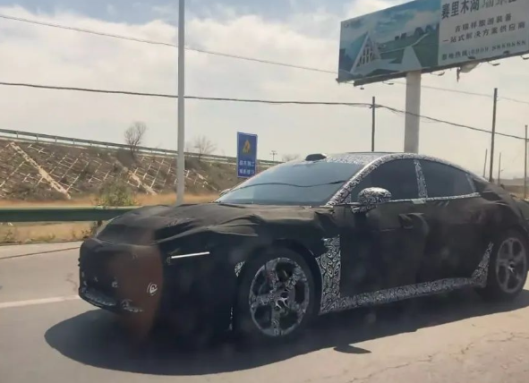 小米汽车在新疆路试 小米汽车明年上半年上市