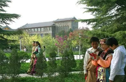 西藏民族大学坐落在哪里 西藏民族大学就业前景如何