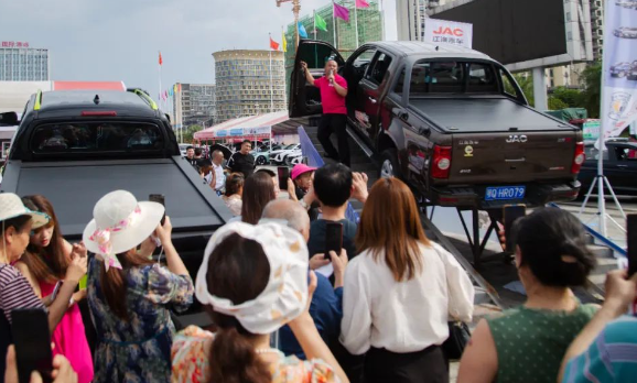 24款江淮悍途乘用版成都车展亮相 江淮悍途乘用版值得买吗?